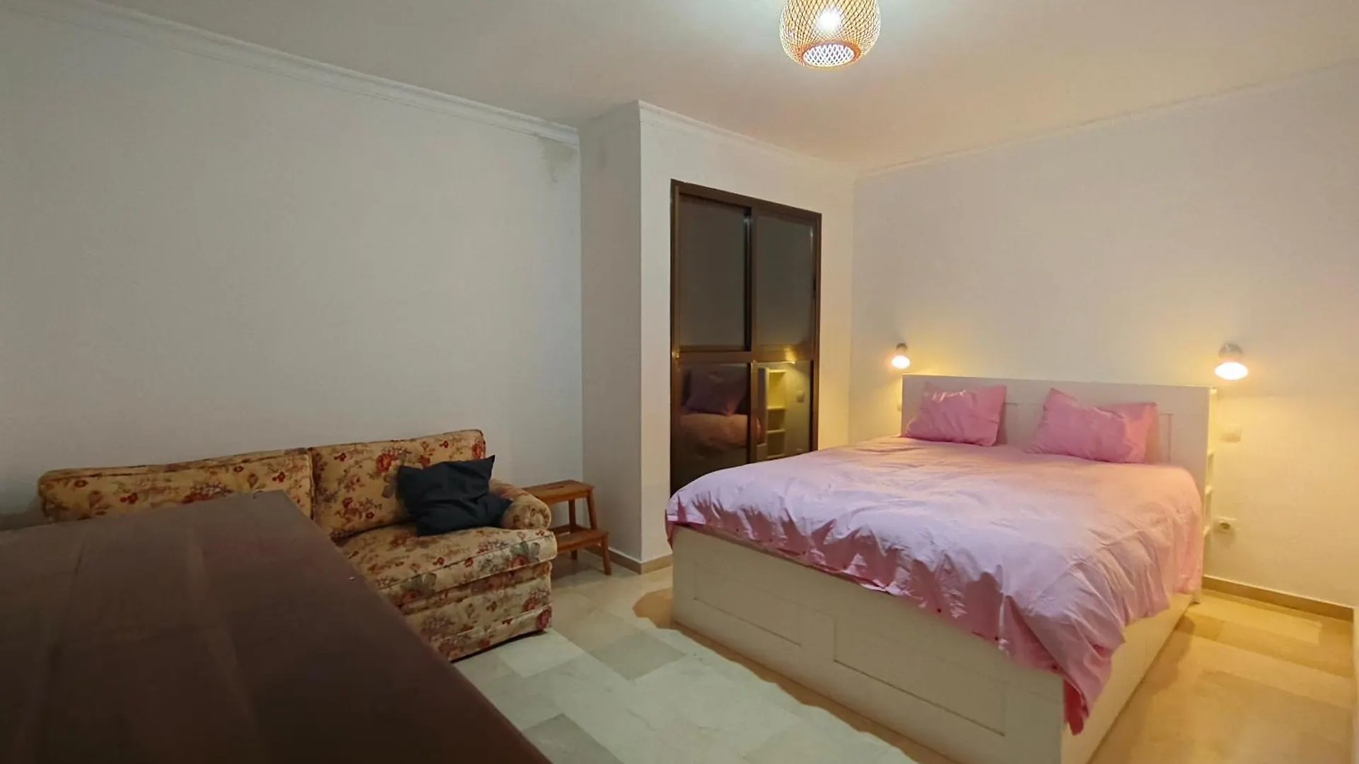Peaceful Firgas Escape Apartment